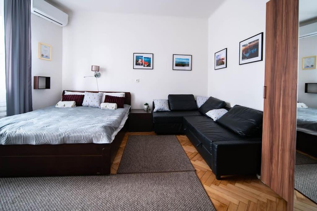 Bumblebee Apartment With Ac Budapest Exterior foto