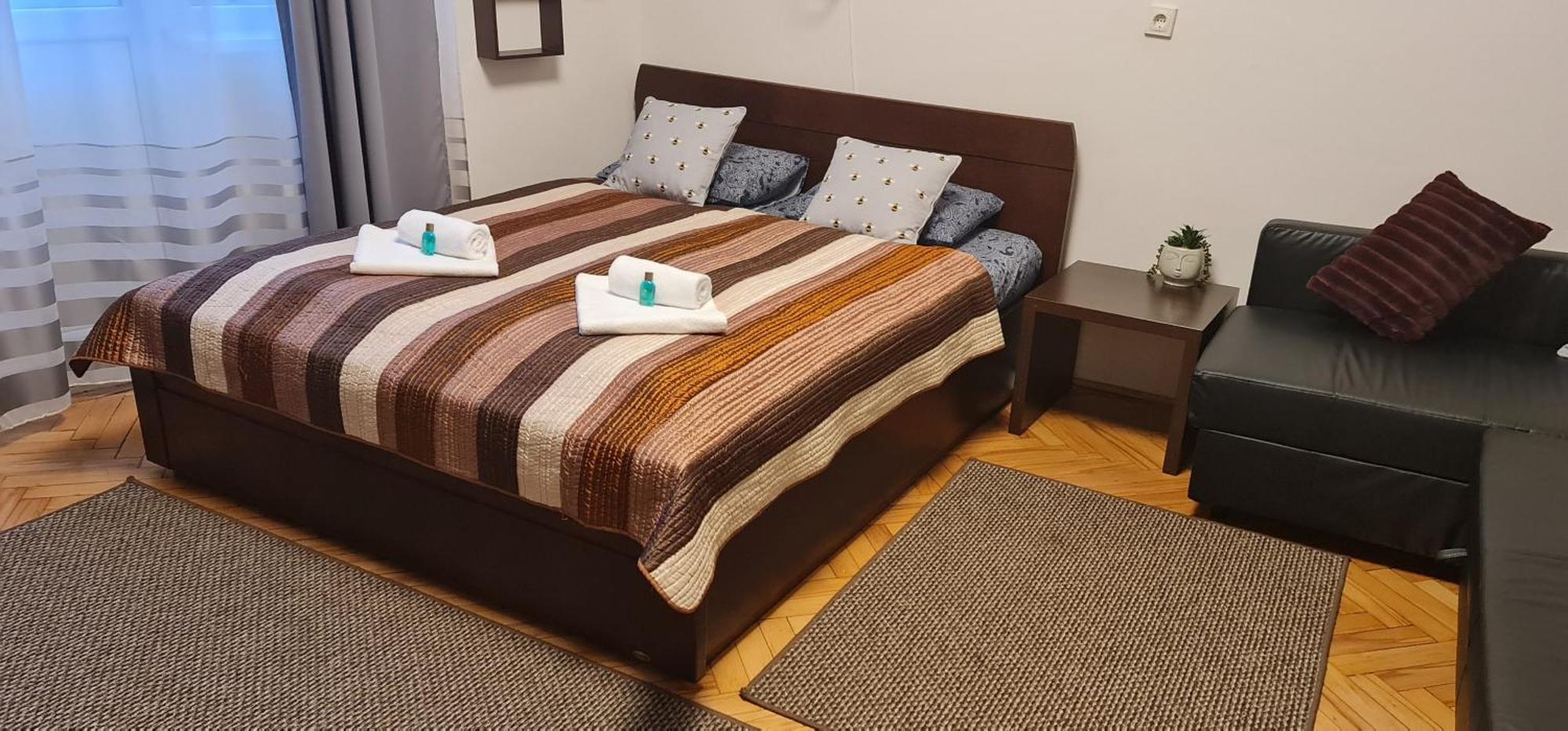 Bumblebee Apartment With Ac Budapest Exterior foto